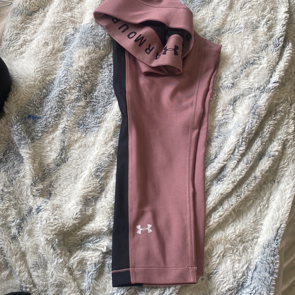 Under Armor leggings NWOT - Picture 2 of 2